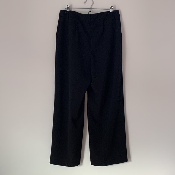 REITMANS black wide leg pants. Light weight, pockets-14 - Picture 6 of 9